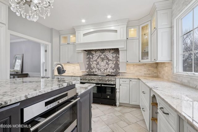 1 Trotter Way, Cream Ridge, NJ 08514