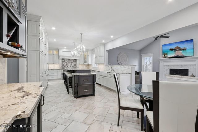 1 Trotter Way, Cream Ridge, NJ 08514