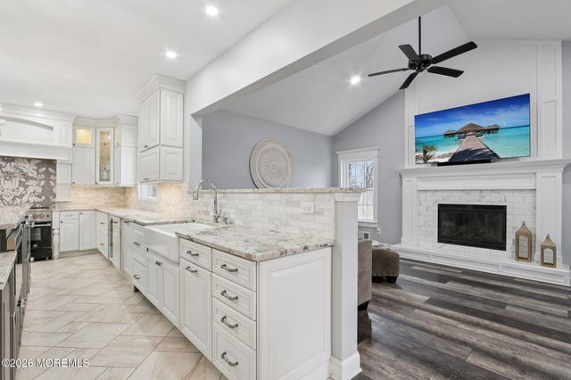 1 Trotter Way, Cream Ridge, NJ 08514