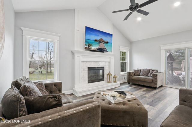 1 Trotter Way, Cream Ridge, NJ 08514