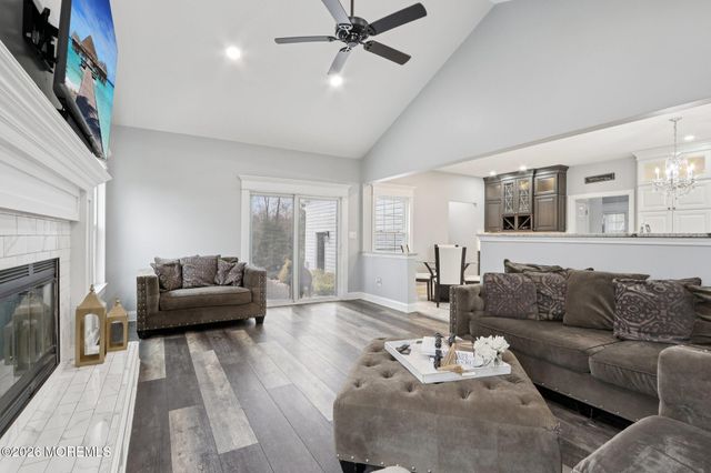 1 Trotter Way, Cream Ridge, NJ 08514