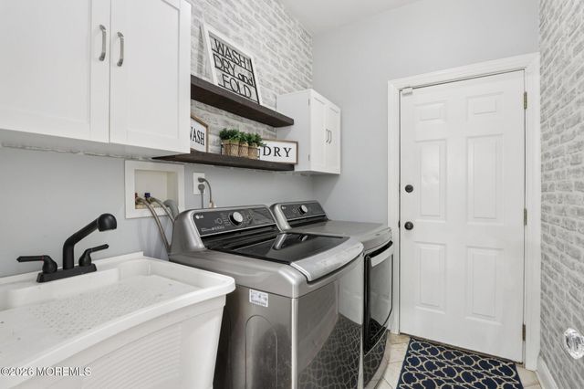 1 Trotter Way, Cream Ridge, NJ 08514