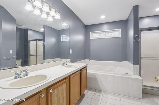 1 Trotter Way, Cream Ridge, NJ 08514