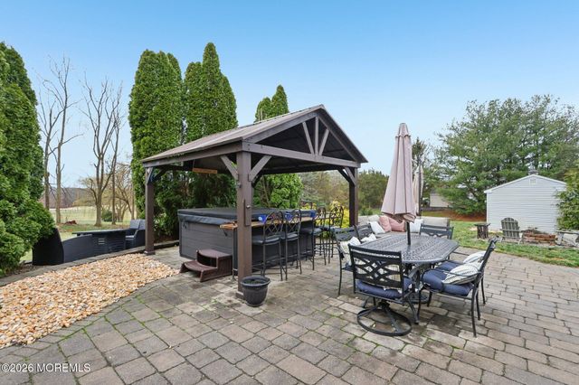 1 Trotter Way, Cream Ridge, NJ 08514