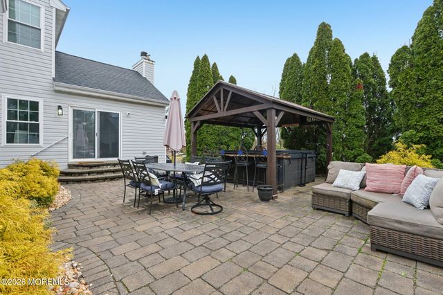 1 Trotter Way, Cream Ridge, NJ 08514