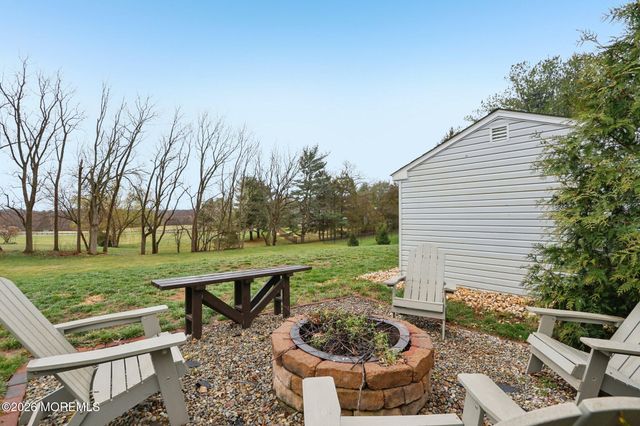 1 Trotter Way, Cream Ridge, NJ 08514