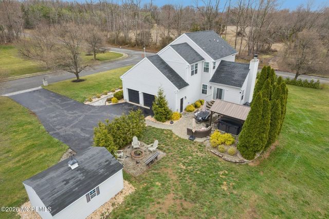 1 Trotter Way, Cream Ridge, NJ 08514