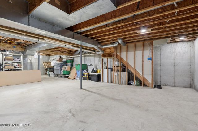 1 Trotter Way, Cream Ridge, NJ 08514