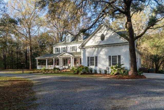 1901 Long Creek Road, Wadmalaw Island, SC 29487