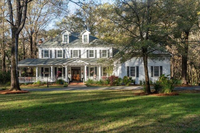 1901 Long Creek Road, Wadmalaw Island, SC 29487