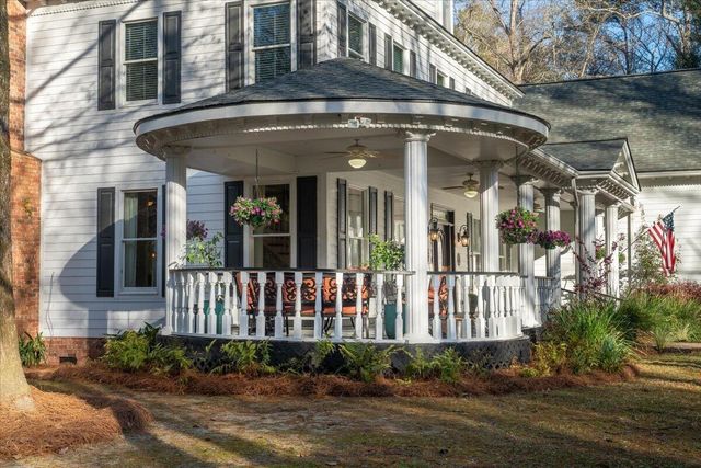 1901 Long Creek Road, Wadmalaw Island, SC 29487