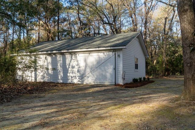 1901 Long Creek Road, Wadmalaw Island, SC 29487