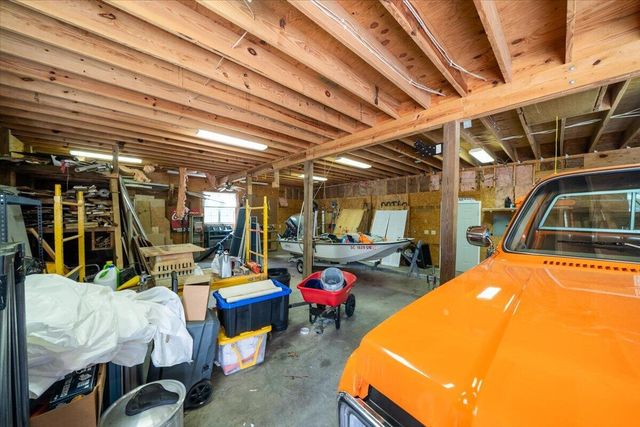 1901 Long Creek Road, Wadmalaw Island, SC 29487