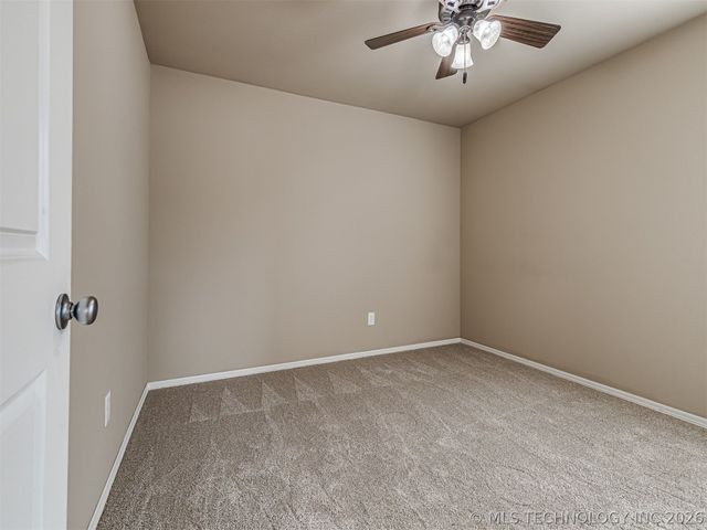 913 N Redbud Street, Jenks, OK 74037
