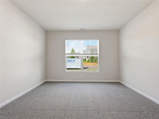 1008 Eastport PL, Suffolk, VA 23435
