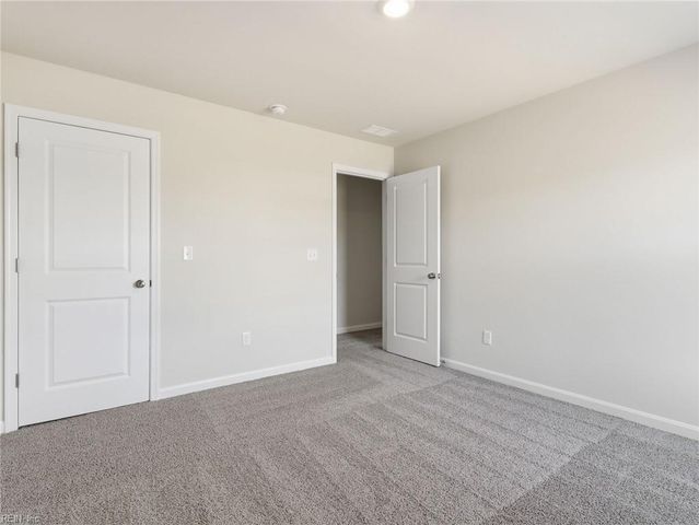 1008 Eastport PL, Suffolk, VA 23435