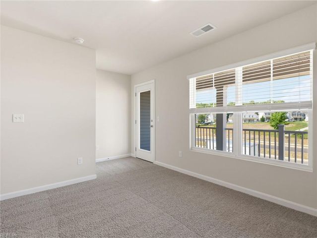 1008 Eastport PL, Suffolk, VA 23435