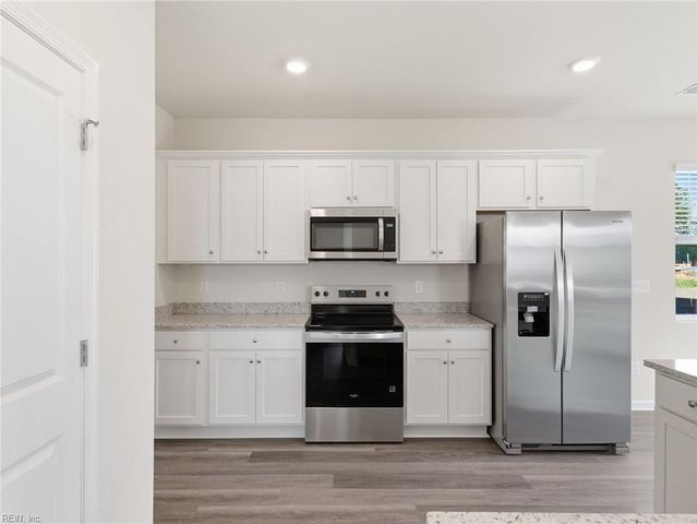 1008 Eastport PL, Suffolk, VA 23435