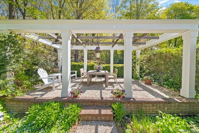 608 Farmers Mills Road, Carmel, NY 10512