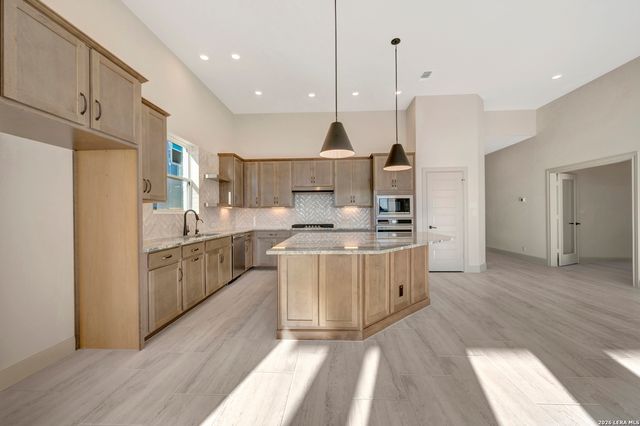 27316 Lovat Way, Boerne, TX 78006