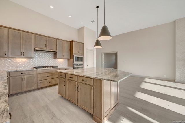 27316 Lovat Way, Boerne, TX 78006