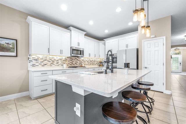 21827 BILLOWY JAUNT DRIVE, Land O Lakes, FL 34637