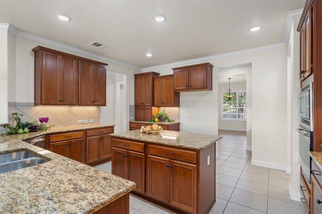 300 Pipe Creek LN, Georgetown, TX 78633