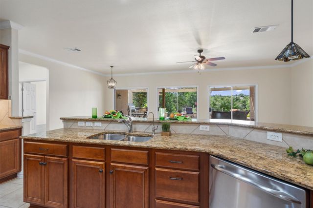300 Pipe Creek LN, Georgetown, TX 78633