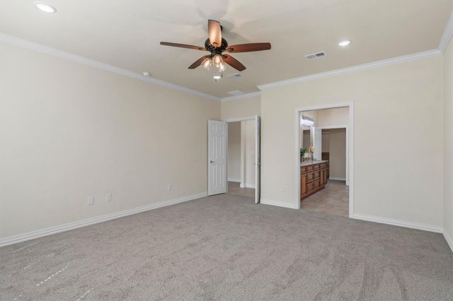 300 Pipe Creek LN, Georgetown, TX 78633