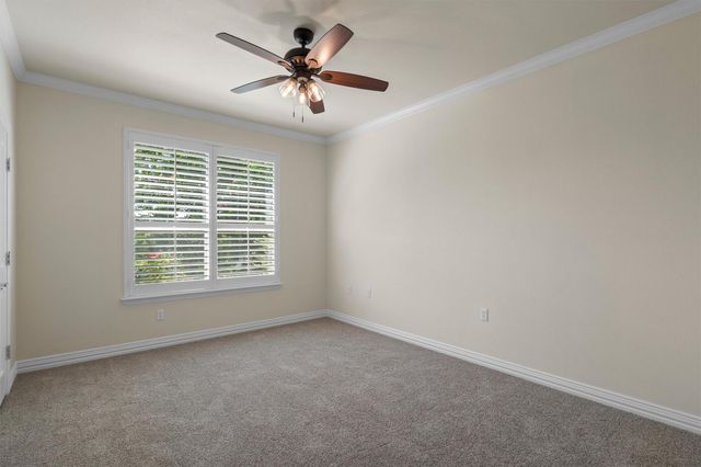 300 Pipe Creek LN, Georgetown, TX 78633