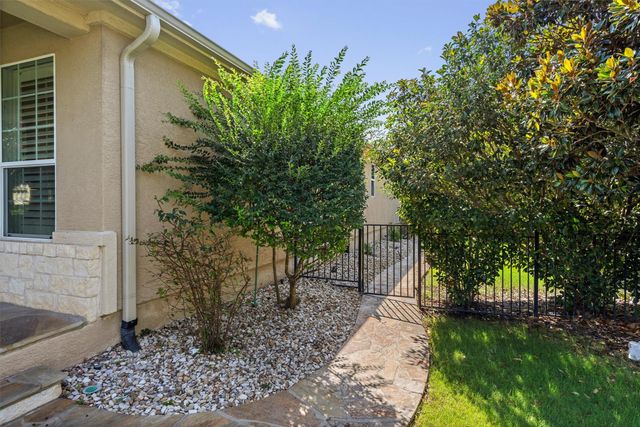 300 Pipe Creek LN, Georgetown, TX 78633