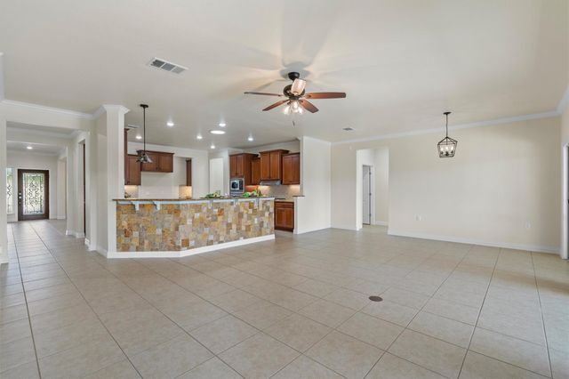 300 Pipe Creek LN, Georgetown, TX 78633