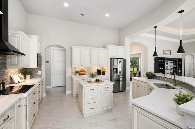 2326 Cascada Pkwy, Spring Branch, TX 78070