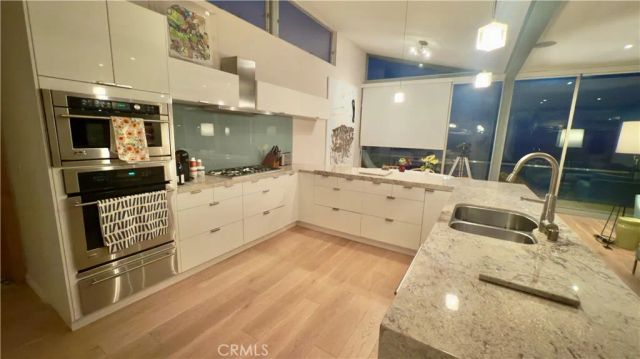 31676 Seacove Drive, Laguna Beach, CA 92651