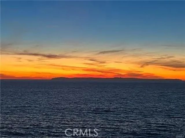 31676 Seacove Drive, Laguna Beach, CA 92651