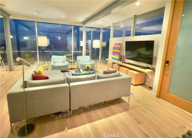 31676 Seacove Drive, Laguna Beach, CA 92651