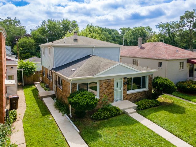 16777 Trapet Avenue, Hazel Crest, IL 60429