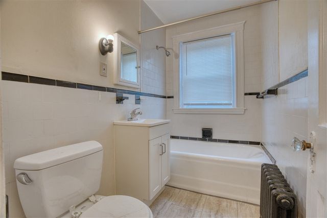 17 Greenleaf St 17, Quincy, MA 02169