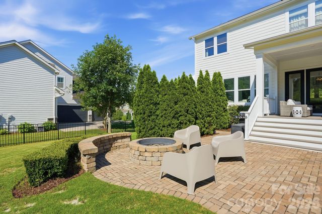 621 Bucks Quarry Court, Fort Mill, SC 29708