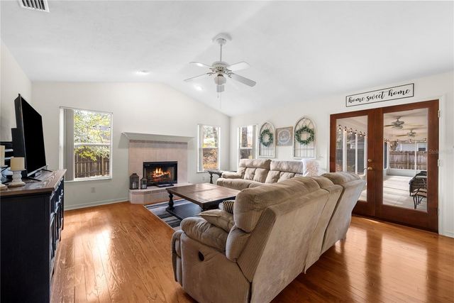 11409 NW 8TH PLACE, Gainesville, FL 32606