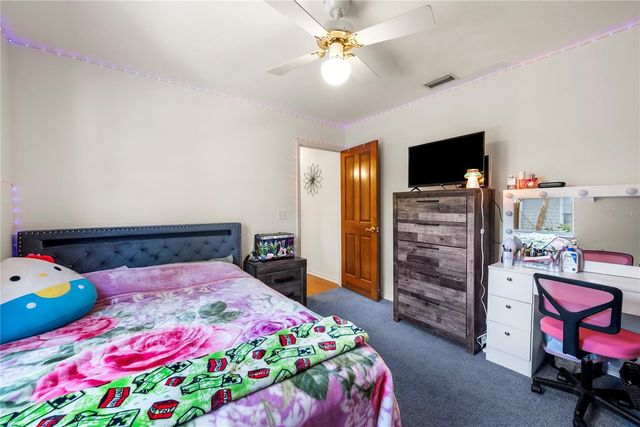 11409 NW 8TH PLACE, Gainesville, FL 32606