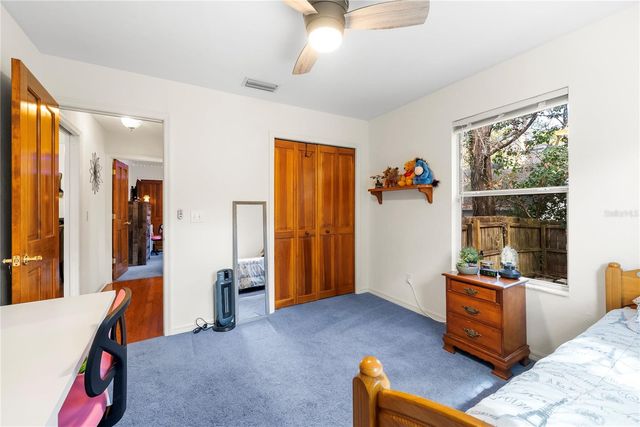 11409 NW 8TH PLACE, Gainesville, FL 32606