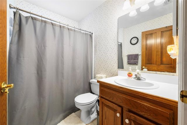 11409 NW 8TH PLACE, Gainesville, FL 32606