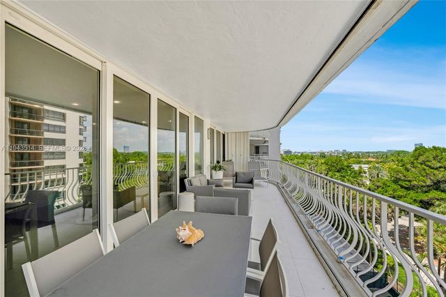 10155 Collins Avenue 606, Bal Harbour, FL 33154