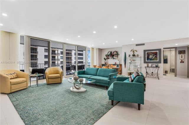 10155 Collins Avenue 606, Bal Harbour, FL 33154