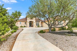 1930 Rothschild, New Braunfels, TX 78132