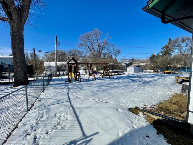 501 Maple Lane, Moorhead, MN 56560