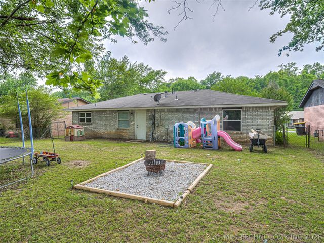 15505 S 291st East Avenue, Coweta, OK 74429