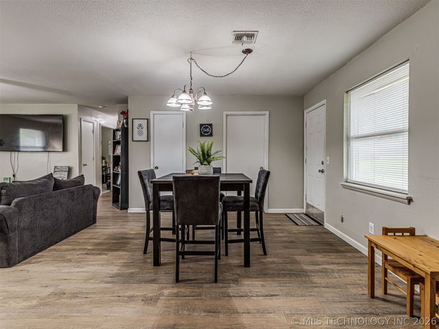 15505 S 291st East Avenue, Coweta, OK 74429