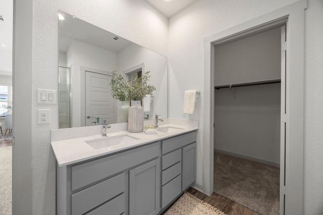 100 Deserti RD, Leander, TX 78641